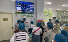 清晨六点的食堂后